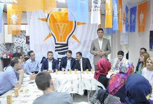 Çınar Mahallesi Genç Seçmenle Çay Sohbeti